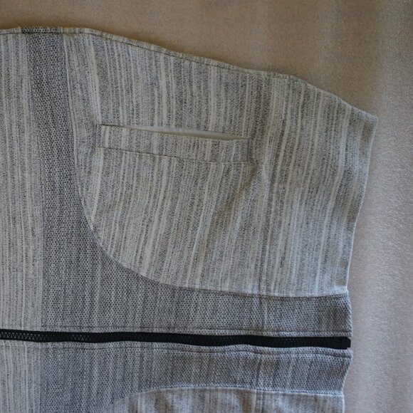 Vintage Nike Sportwear Womens Medium Full Zip Track Jacket 884408-100 AV15 - Picture 12 of 12